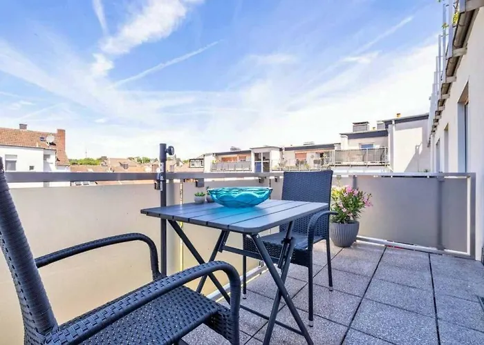 Mit Sonnenbalkon, 10 Minuten Zum Bahnhof, 5 Minuten Zum Luisenviertel 公寓 *